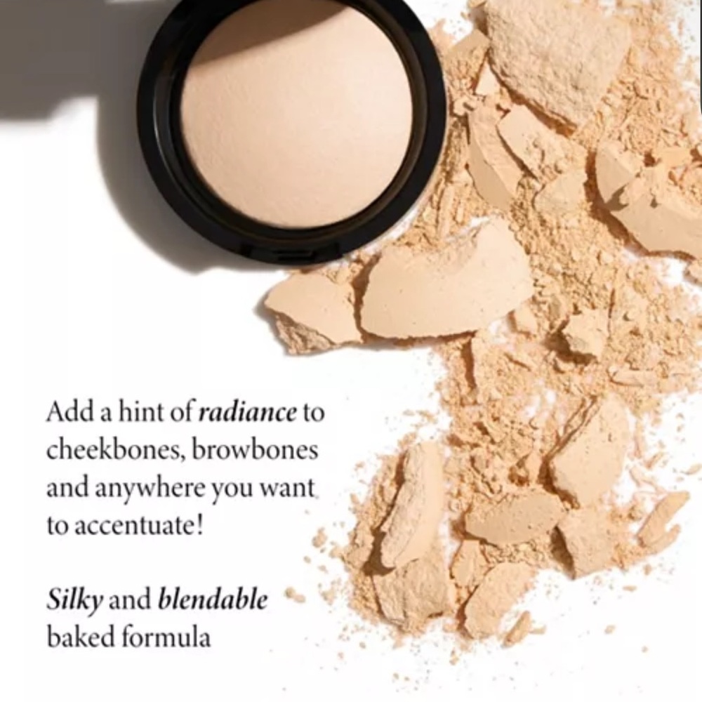 ⚫️ Laura Geller Beauty Baked Natural Glow Highlighter in French Vanilla NIB - Picture 7 of 9
